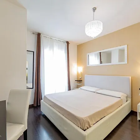 Sweetdreams Placa Civica בית הארחה
